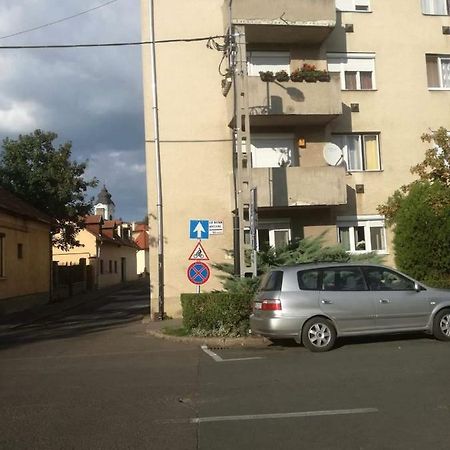 Dora Apartman Hotel Eger Kültér fotó