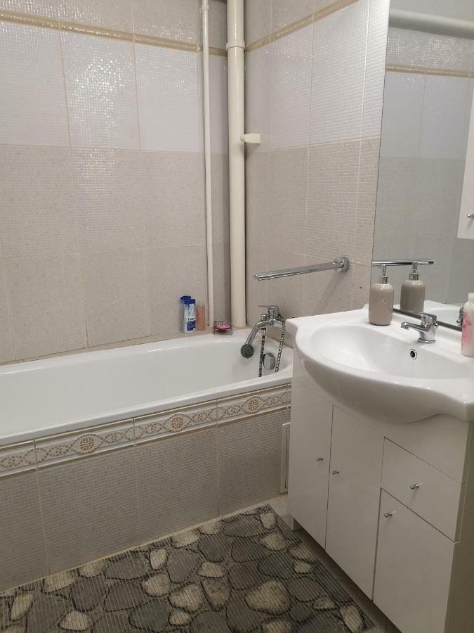 Dora Apartman Hotel Eger Kültér fotó