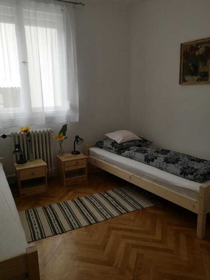 Dora Apartman Hotel Eger Kültér fotó